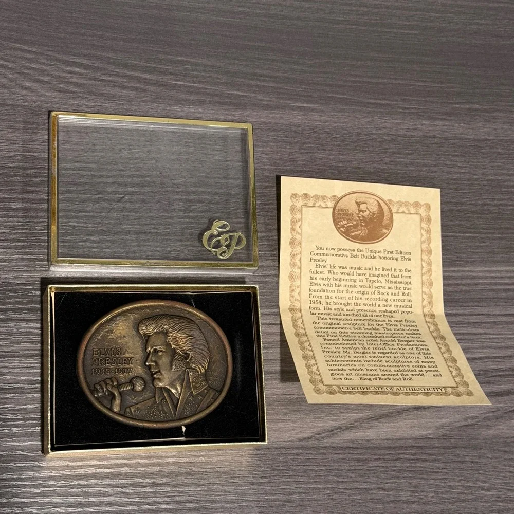 Elvis Presley 1977 Commemorative Belt Buckle‎ First Edition Arnold Bergier Box